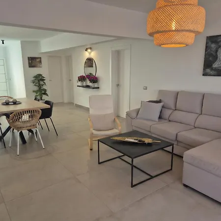 Esperanza By Villalia Con Piscina Climatizada Y Cama Balinesa Playa Blanca (Lanzarote)
